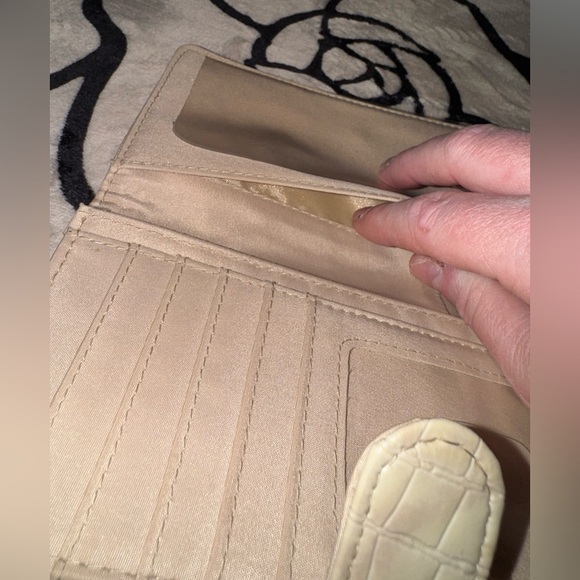 light beige faux crocodile long wallet with a  flap button closure - Picture 7 of 11